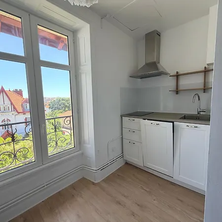 Apartment Sejour Therese Au Coeur De Saint Charles Et Miramar Biarritz
